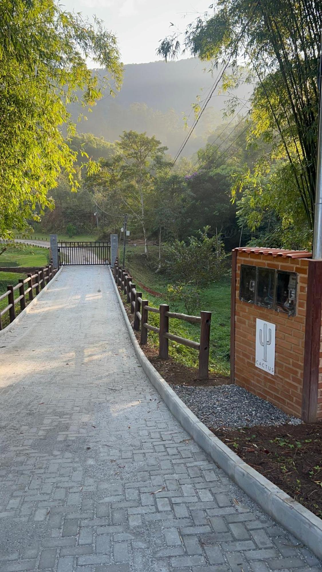 Cactus Chales & Cabanas Em ลูเมียร์ ภายนอก รูปภาพ